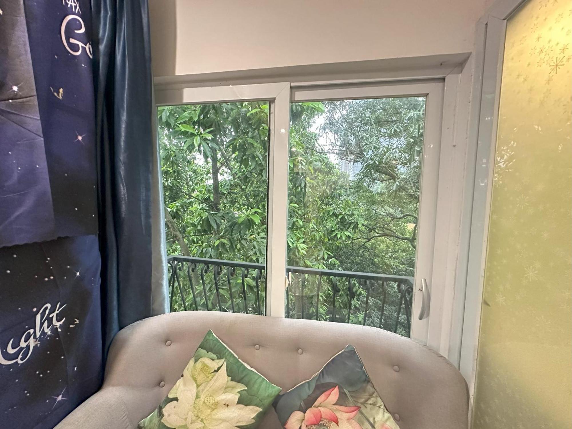 The Lakeview - West Lake Lotus Apartments Hanoi Exterior photo